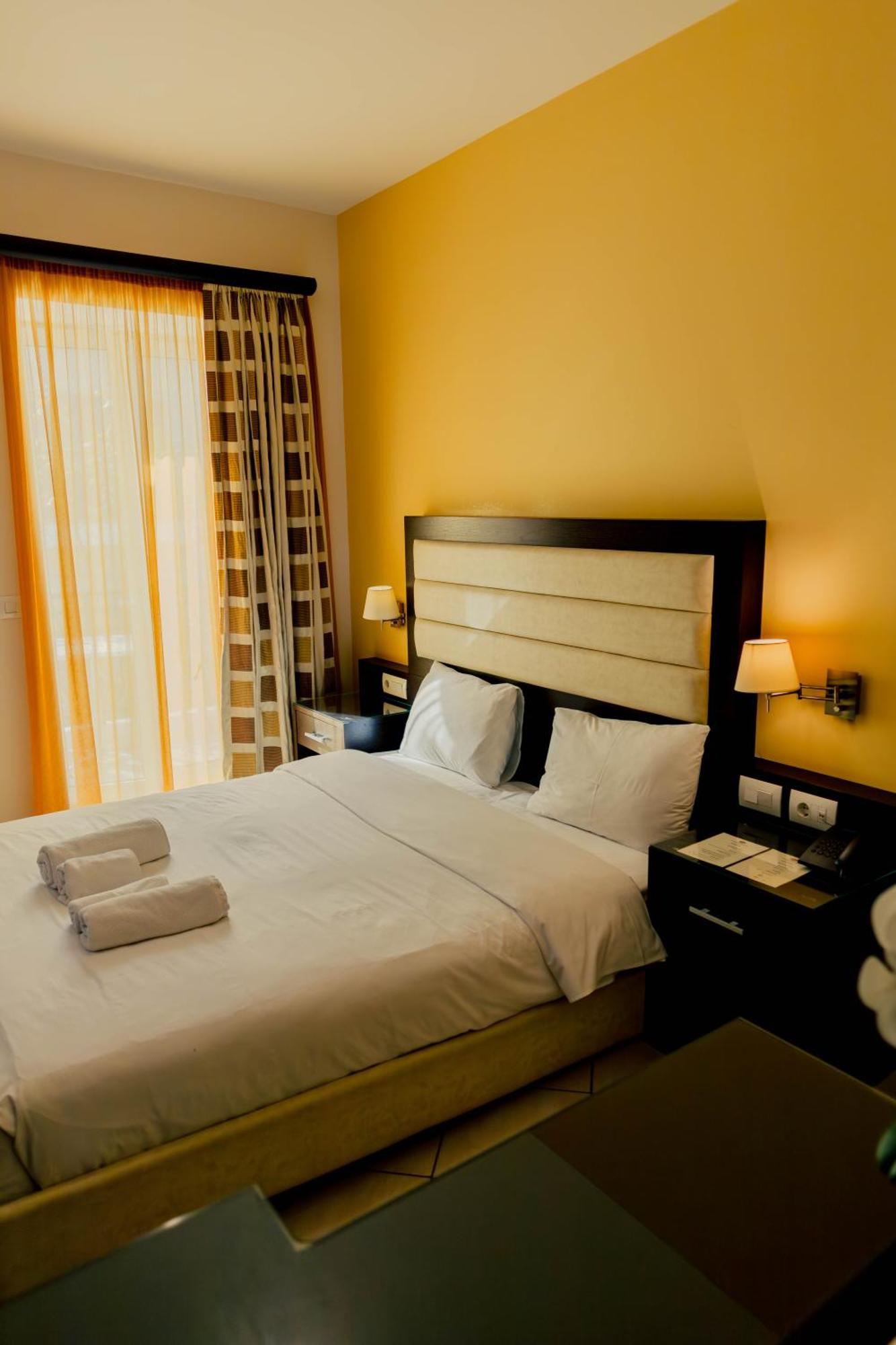 Hotel Kyani Akti Xilókasztro Kültér fotó