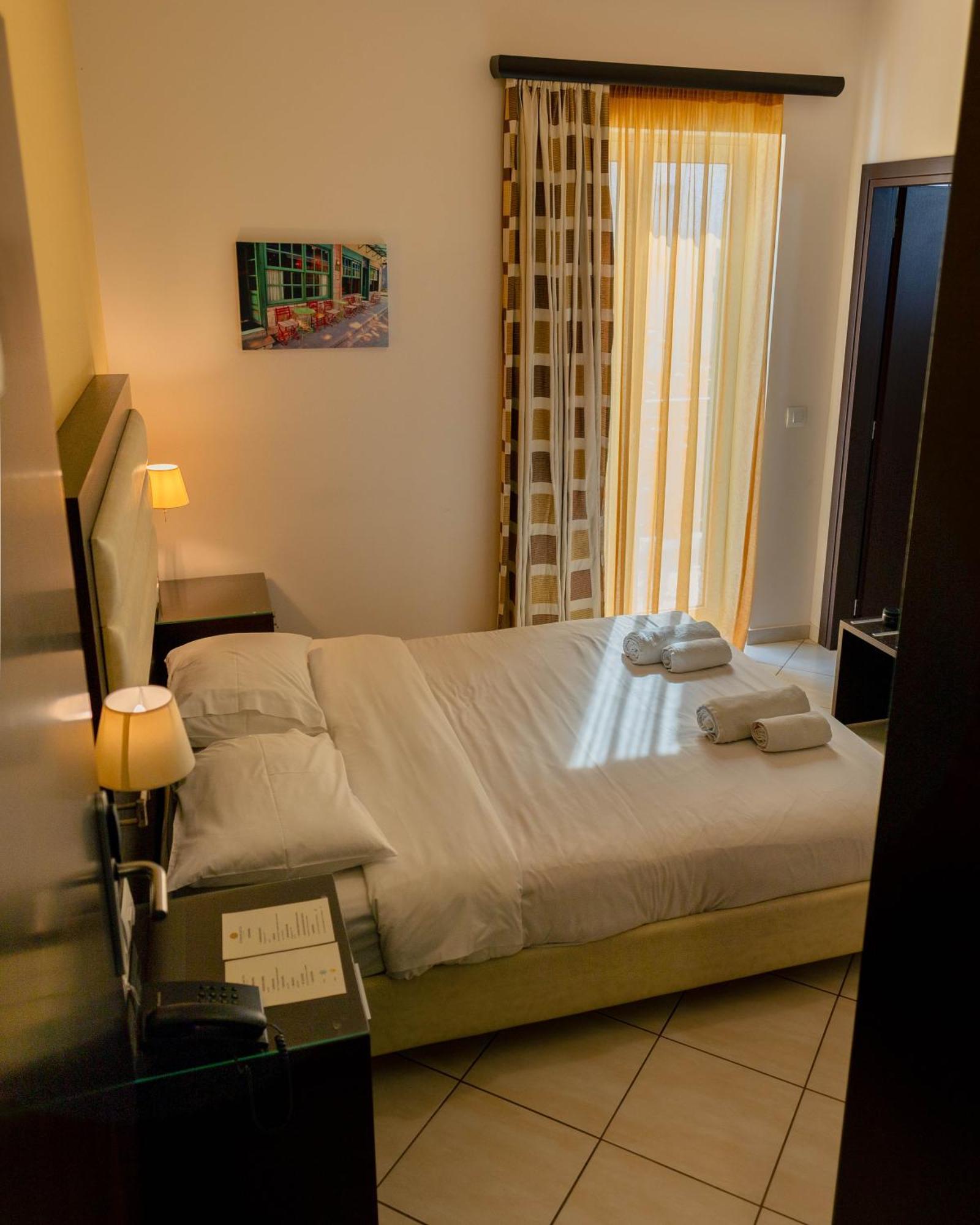 Hotel Kyani Akti Xilókasztro Kültér fotó